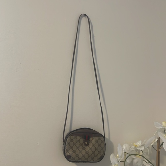 Pre/loved: GG Ophidia crossbody purse. - Picture 11 of 17